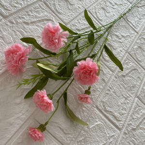 6 cabezas <span class=keywords><strong>de</strong></span> flor <span class=keywords><strong>de</strong></span> clavel artificial larga flor <span class=keywords><strong>de</strong></span> clavel <span class=keywords><strong>de</strong></span> seda artificial al por mayor para el regalo del Día <span class=keywords><strong>de</strong></span> los maestros del Día <span class=keywords><strong>de</strong></span> la madre - Product Image 2