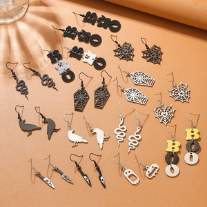 Pendientes Colgantes de Halloween con Diseño de Serpiente y Esqueleto, Joyería de Fiesta para Mujer, Pendientes de Acero Inoxidable R0419 1 - Product Image 1
