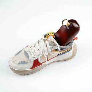 調整可能なシダーウッドシューズ最後のソリッドレザーシューシェイパー塗装表面付き木製シューストレッチャー効果的な保護 - Product Image 5