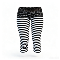 Conjunto de 2 Piezas de Ropa Urbana de Verano 2026, Top Estampado a Rayas, Pantalones Cortos Capri de Cintura Alta con Encaje, Atuendos Casuales Elegantes