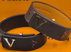 Hot Sale Geometric <strong>Bracelet</strong> Unique <strong>Bracelet</strong> for Trendy Anniversaries <strong>Bangle</strong> with Packing and Box V Leather <strong>Bracelet</strong> - Product Image 5