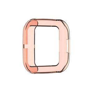 Funda protectora transparente de TPU para reloj inteligente Fitbit <span class=keywords><strong>Versa</strong></span> <span class=keywords><strong>2</strong></span> - Product Image 4