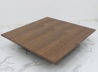 Table basse carrée en noyer au design contemporain et luxueux avec plateau et base en placage de bois de frêne naturel pour le salon