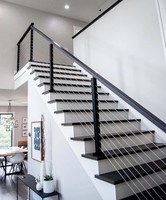 Garde-corps de câble métallique en acier inoxydable noir de premier rang pour balustrade de câble d'escalier de balcon avec main courante en bois