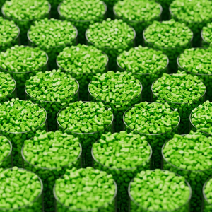 Granulés de plastique vert pour moulage par injection et extrusion, moulage par soufflage, haute résistance aux chocs, applications générales - Product Image 1