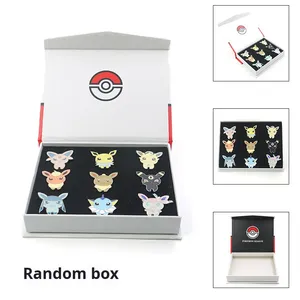 Épinglette en métal émaillé de la famille Pokémon Eevee, ronde, décorative, avec placage or et motif gravé peint - Product Image 2