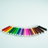 XIYUAN Vente en gros de stylo marqueur de tissu super lavable Marqueur de textile permanent à nettoyage facile avec une large gamme de couleurs