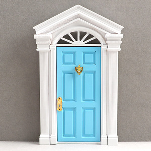 Puerta exterior para <span class=keywords><strong>casa</strong></span> <span class=keywords><strong>de</strong></span> <span class=keywords><strong>muñecas</strong></span> 1:12/<span class=keywords><strong>casa</strong></span> en miniatura DIY <span class=keywords><strong>con</strong></span> parte superior puntiaguda, pilares dobles, puerta <span class=keywords><strong>de</strong></span> 6 paneles, puerta colorida - Product Image 2