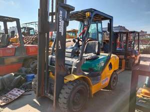 Montacargas Usado Komatsu FD30-17 de 3 Toneladas, Diésel, para Terreno Accidentado, Longitud de Horquilla 1070 mm, Ancho de Horquilla 150 mm, en Stock - Product Image 5