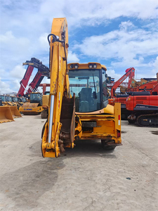 รถตักล้อยาง JCB 3CX PRO 81 กิโลวัตต์ เกียร์อัตโนมัติ 6 สปีด ขับเคลื่อน 4 ล้อ พร้อมหัวตักแบบยืดได้ และห้องโดยสารติดแอร์ สำหรับงานก่อสร้าง - Product Image 6