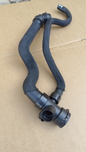 Tuyau de radiateur inférieur en caoutchouc pour liquide de refroidissement moteur, pièce <span class=keywords><strong>auto</strong></span> OE 8E0121049L, compatible avec Audi A4 8E0 121 049 <span class=keywords><strong>L</strong></span> - Product Image 5