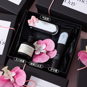 LANJO Handmade Fashion Pink Satin <b>Massage</b> Hammer Gift <b>Set</b> Flower Hair Claw Foot Care Kit Honey Box for Women Valentine's Day - Product Image 3
