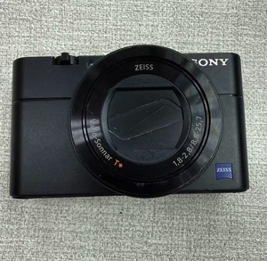 Appareil photo Sony <span class=keywords><strong>RX100</strong></span> <span class=keywords><strong>V</strong></span> 20MP 4K, enregistrement vidéo, appareil photo portable, 90% neuf, haute qualité - Product Image 3