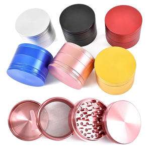 Molinillo rosa de aleación de aluminio para niñas, trituradora de 4 capas, herramientas para fumar, molinillo de hierbas y especias, humo - Product Image 2