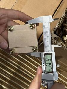 Morsetto di <span class=keywords><strong>terra</strong></span> piatto a croce in ottone resistente, di successo sul mercato, per messa a <span class=keywords><strong>terra</strong></span> contro i fulmini - Product Image 5