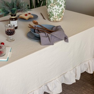 Hot Selling <strong>Rectangle</strong> Durable Simple Exquisite Ruffle Trimmed Decorative <strong>Tablecloth</strong> for Wedding Hotel Party - Product Image 2