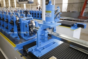 Hener Factory Hat Em Forma De Teto <span class=keywords><strong>Stud</strong></span> Omega Profile Making <span class=keywords><strong>Machine</strong></span> Metal Furring Canal Roll Forming <span class=keywords><strong>Machine</strong></span> - Product Image 4