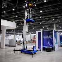 Piattaforma Aerea in Alluminio a Singolo Albero di Facile Utilizzo con Ruote Flessibili in PU per Riparazione e Decorazione di Pareti Interne