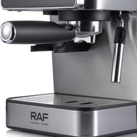 Machine à expresso avec une puissance de 1350 W, nettoyage automatique, système de brassage double et commande à une touche pour une utilisation facile