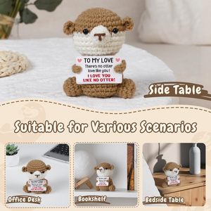 Lontre all'uncinetto fatta a mano ed ecologica - Regalo romantico per San Valentino, matrimoni e compleanni per donne e coppie - Product Image 2