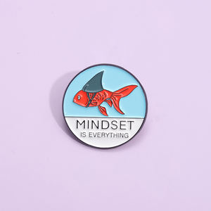 Goldfish Shark esmalte Pins Custom MINDSET IS EVERYTHING broches insignias de solapa Animal joyería regalo para niños amigos - Product Image 3