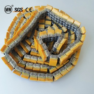 Chaîne à rouleaux avec plaque de recouvrement en caoutchouc traité au phosphate de <span class=keywords><strong>zinc</strong></span> 08B-G2F1, plaque supérieure en caoutchouc collé pour ligne de raffinerie de biodiesel - Product Image 1