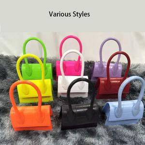 2023 <span class=keywords><strong>TikTok</strong></span> กระเป๋าถือขนาดเล็กสำหรับฤดูใบไม้ร่วงฤดูหนาวกระเป๋าสะพายไหล่หนังพียูพิมพ์ลายจระเข้สำหรับเด็กกระเป๋าถือขนาดเล็ก - Product Image 2