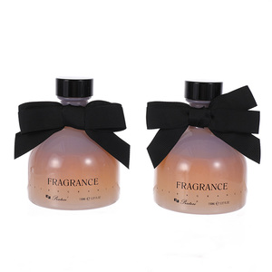 <span class=keywords><strong>Vente</strong></span> chaude Style Unique Jeunesse Aimé Mignon Bouteille En Verre 150ml Parfums De Luxe Décor À La Maison Reed Diffuseur Ensembles - Product Image 5