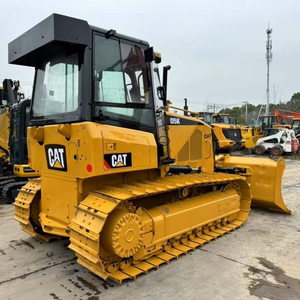 รถตักดินขนาดเล็กของแท้ใช้100% แมวรถตักดิน D5K ปั๊มแกนมอเตอร์รถตักดิน - Product Image 1