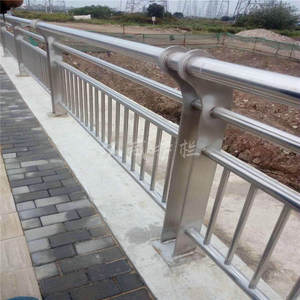 A240 ASTM sscp guardrail 201/เหล็กคาร์บอนคอมโพสิต guardrail สำหรับพื้นที่ที่สวยงาม - Product Image 5