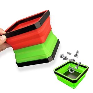 Plateau de rangement magnétique pliable en silicone, carré, pour outils de réparation automobile, avec support pour vis et jeu de clés - Product Image 2