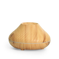 Diffuseur d'huiles essentielles et humidificateur de style moderne pour la maison, avec lumière d'ambiance sept couleurs et flamme simulée, télécommande incluse
