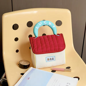 Coréen mignon petite maison <span class=keywords><strong>trousse</strong></span> de maquillage pour femmes filles grande capacité Portable voyage <span class=keywords><strong>toilette</strong></span> sacs à cosmétiques à main - Product Image 6
