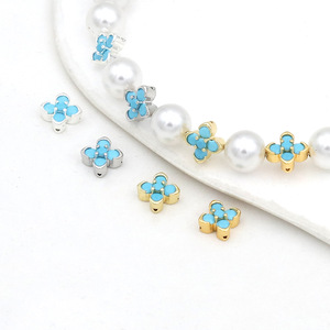 สร้อยข้อมือ/สร้อยคอ/กำไลข้อมือประดับด้วยทอง 18k รักษาสีไม่ซีดจาง ประดับด้วยเทอร์ควอยซ์และเพทายรูปใบโคลเวอร์สี่แฉก อุปกรณ์ DIY รุ่น C45 - Product Image 3