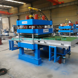 Machine <span class=keywords><strong>de</strong></span> pressage <span class=keywords><strong>de</strong></span> moulures <span class=keywords><strong>de</strong></span> carreaux <span class=keywords><strong>de</strong></span> sol en caoutchouc vulcanisé <span class=keywords><strong>de</strong></span> haute qualité avec fonction <span class=keywords><strong>d</strong></span>'éjection automatique / Machine <span class=keywords><strong>de</strong></span> fabrication <span class=keywords><strong>de</strong></span> tapis <span class=keywords><strong>de</strong></span> sol pour voiture - Product Image 4