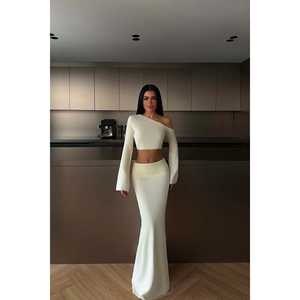 Conjunto de Suéter Crema para Mujer, Conjunto de Falda Elegante - Product Image 4