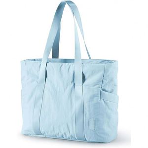 Sac de transport portable en nylon souple et respirant pour chats et chiens, avec coussin et tapis, certifié BSCI, design ODM, idéal pour les voyages - Product Image 1