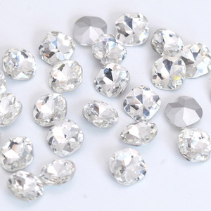 Strass en verre en gros personnalisés Oleeya Factory, pierres précieuses en cristal Rivoli à dos triangulaire, en vrac pour vêtements - Product Image 4