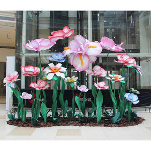 ชุดดอกลิลลี่โฟมกระดาษขนาดใหญ่ปรับแต่งได้ กันน้ำ สำหรับตกแต่งภายในห้างสรรพสินค้า งานแต่งงานกลางแจ้ง ทำด้วยมือ - Product Image 5