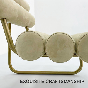 Silla de Diseño Único con Patas de Acero Inoxidable de Fábrica de Muebles de Alta Gama, Sillas de Salón de Cuero Cilíndricas para Sala de Estar DC-02-CUSTOM - Product Image 4