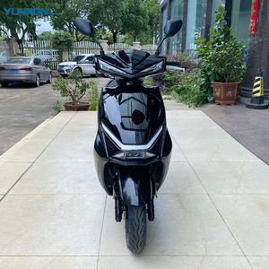 Scooter à essence M12 à moteur refroidi par air, carburateur, vitesse 65 km/h, freins à disque avant et arrière, cyclomoteur puissant pour adultes M12 - Vente chaude - Product Image 5