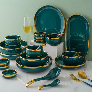 Set da Pranzo di Lusso Verde e Dorato in Porcellana, 26 Pezzi in Ceramica Bone China per 6 Persone - Product Image 1