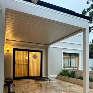 Gazebo en aluminium blanc résistant aux intempéries Maplemiles avec toit à lamelles et auvent motorisé pour terrasse arrière-cour - Product Image 4