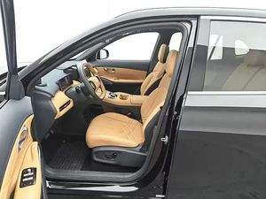 Geely Galaxy Starship 7 EM-i 2026, SUV Híbrido Más Vendido, 135 km de Autonomía, Carga Inalámbrica para Teléfono, Entrada sin Llave - Product Image 5