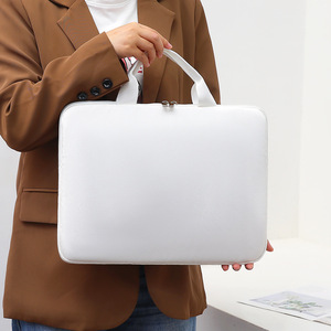 Housse pour ordinateur portable Oxford minimaliste, légère, respirante, imperméable, doublure intérieure douce, durable, écologique, décontractée, pour ordinateur portable 15,6 pouces - Product Image 4