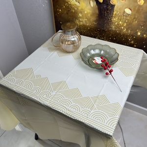 Waterproof and Recyclable <strong>Table</strong> <strong>Cover</strong> Perfect for Parties and Restaurants - Product Image 3