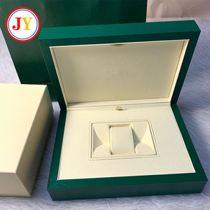 Caja de Reloj de Madera Verde Personalizada con Material Protector de PU y MDF, Estuche de Empaque de Alta Gama con Libro de Certificado - Product Image 4
