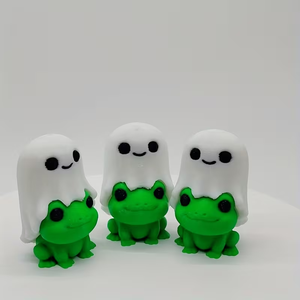 Statues de grenouilles imprimées en 3D - Grenouilles et fantômes mignons et fantastiques, idéales pour les étagères, les décorations de bureau, les jouets tendance. - Product Image 1