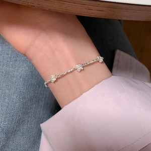 Bracciale in argento sterling 925 con farfalla e design 'Broken Silver' per donna, stile INS, per la figlia di un <span class=keywords><strong>chaebol</strong></span>, lusso discreto, semplice e - Product Image 6