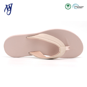 Sandales de plage d'été pour femmes, tongs en EVA à semelle épaisse, prix de gros d'usine Sansd, sandales de vacances, pantoufles antidérapantes pour l'extérieur - Product Image 3